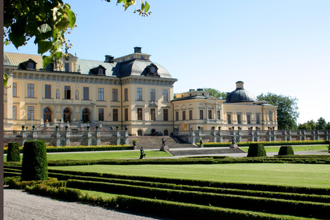 Stockholm: Grand Drottningholm and Gripsholm Castles Tour