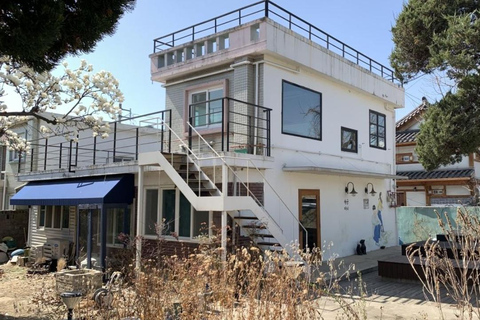 Amazing Gyeonggi: Private Tour with Driver and Premium Van