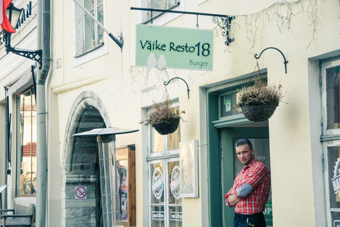 Tallinn: Old Town Walking Tour with Guide