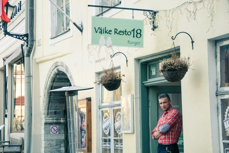 Tallinn: Old Town Walking Tour with Guide