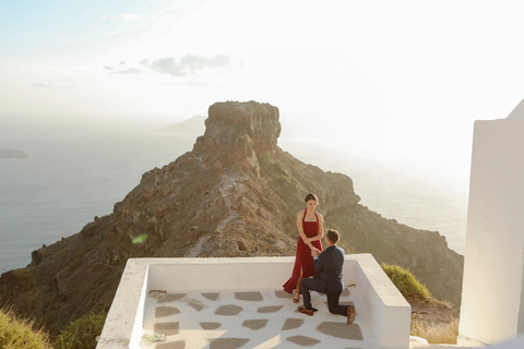 Proposal Photographer in Santorini2 Hours + 60 Photos at 2-3 Locations