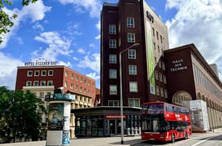 Essen: Bustour mit Audioguide – Highlights Villa Hügel & Zollverein