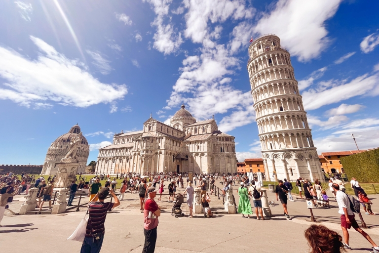 Ab Florenz: Pisa & Lucca Tagestour mit Buccellato-VerkostungTour auf Spanisch ohne Mittagessen