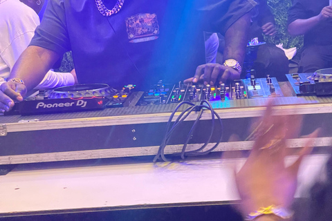 Johannesburgo: tour nocturno con bebida opcional en la azoteaJohannesburgo: tour nocturno con bebida opcional en una azotea