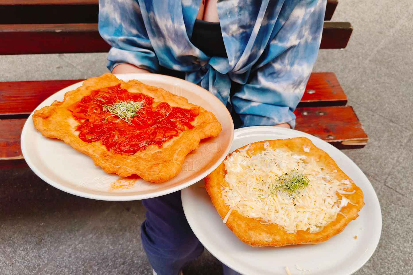 Budapest: Guided Bike Tour with Langos Experience