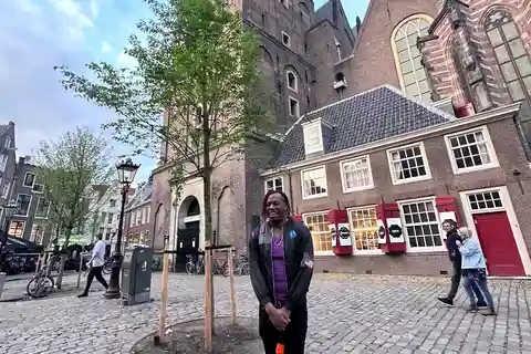 Amsterdam: Wycieczka po dzielnicy czerwonych latarni