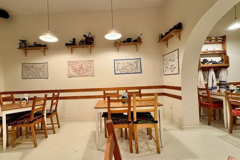 Bucharest: Traditional Romanian Lunch Experience