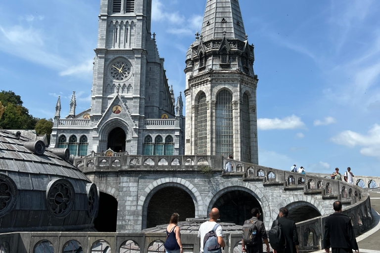 Van San Sebastián: privé dagtocht heiligdom van Lourdes
