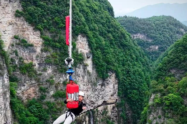 Zhangjiajie Express: Avatar, Glass Bridge, Furong Stay/Back Option 2: Overnight in Furong