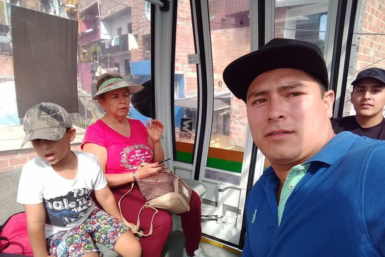 Comuna 13 Narrated by its Leaders