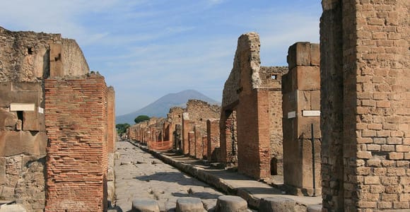 From Ravello: Pompeii Tour with Tourist Guide