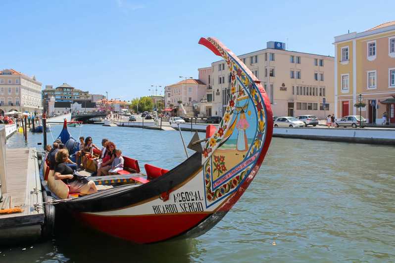 Aveiro: tradizionale giro in barca Moliceiro