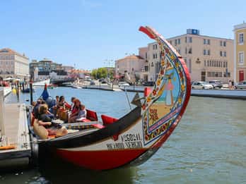 Aveiro: Traditional Moliceiro Boat Tour