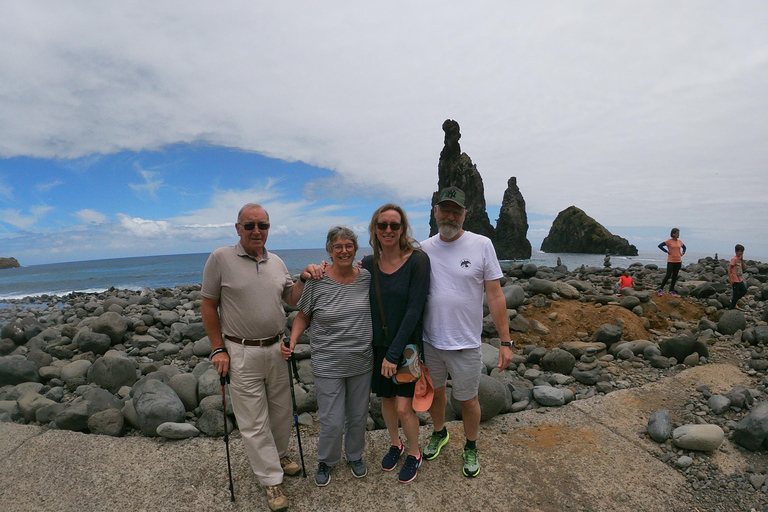 Tour Privado Piscinas Naturais e Cascatas do Porto Moniz