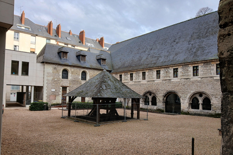 Tours: Saint Martin and Middle Ages Walking Tour