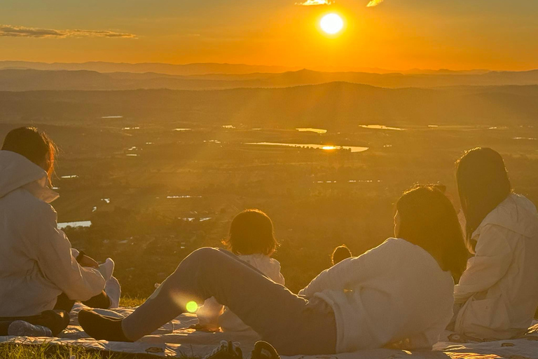 Gold Coast: Glow Worms, Sunset & Stargazing with BBQ dinner Gold Coast: Glow Worms, Stargazing with telescope Wine & BBQ