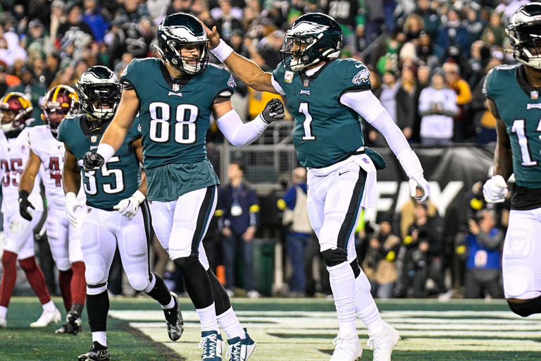 Philadelphia: Philadelphia Eagles Football Game Ticket Sideline