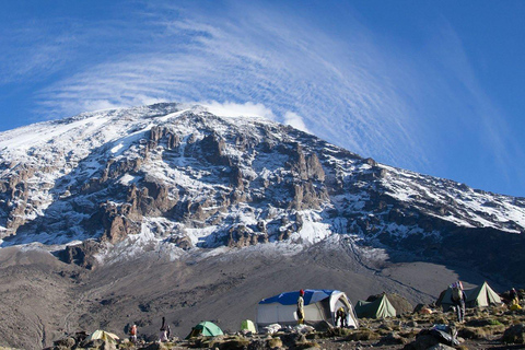 Rota Sirimon de 4 dias - Caminhada e escalada no Monte Quênia