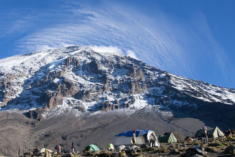 Rota Sirimon de 4 dias - Caminhada e escalada no Monte Quênia