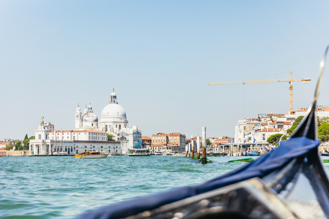 Venedig: Privat gondoltur längs Canal GrandePrivat 30-minuters ikonisk Grand Canal Gondola Ride