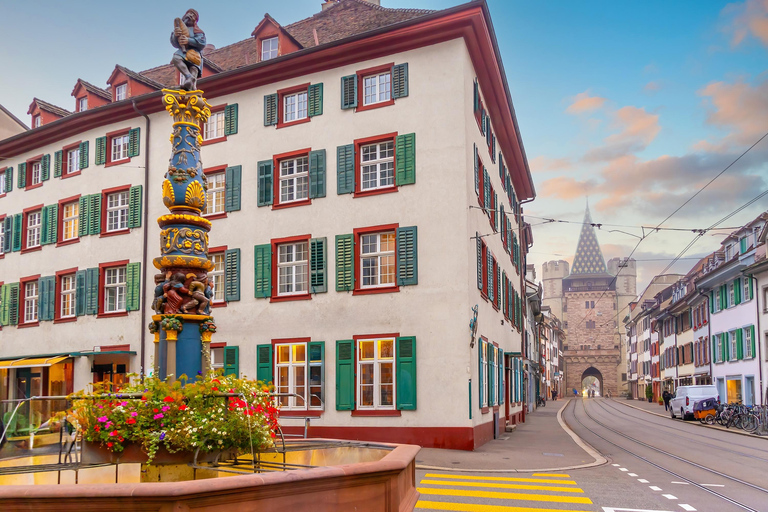 Basel's Historical Old Town Tour (Night)