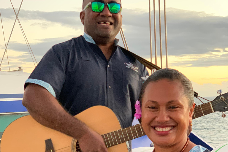 Fiji: Captain Cook Cruises - Day and Dinner Combo