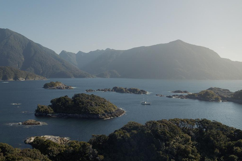 Te Anau: Doubtful &amp; Dusky Sound Helicopter Flight