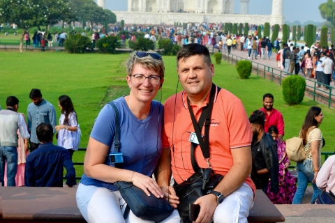 Überspringe die Warteschlange: Taj Mahal Sonnenaufgangstour von - DelhiAll Inclusive Tour
