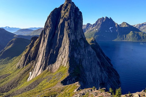 Tromsø: Senja Guided Hike to Hesten with Segla Views