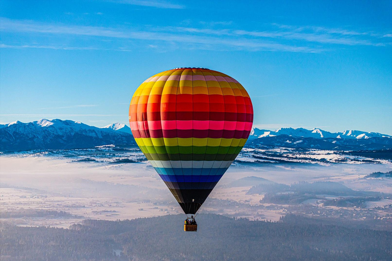 Zakopane: Tatra Mountains Balloon Flight Tour with Champagne Small-Group Tour