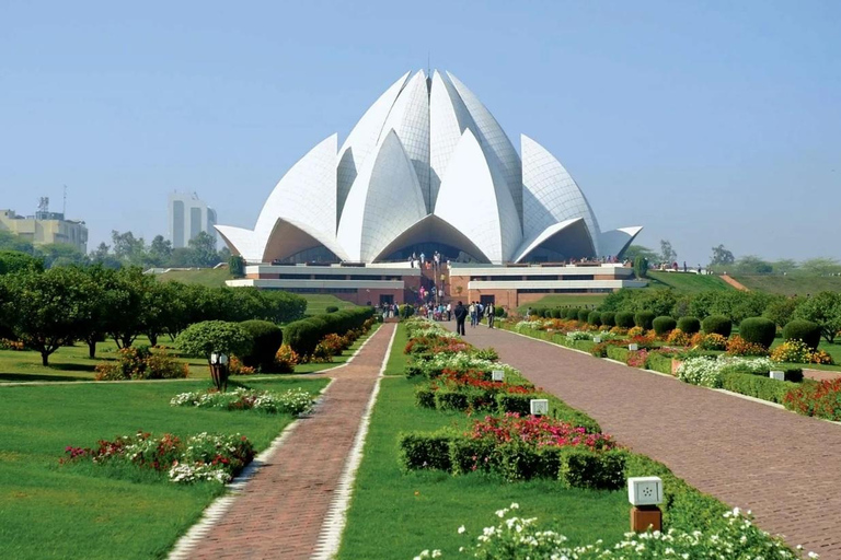 Delhi: Old and New Delhi Private City Guided Day Tour Only Transport & Guide