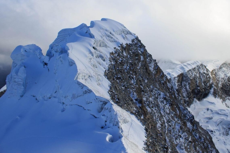 Ancash: bergbeklimmen naar de berg Vallunaraju |2D-1N|