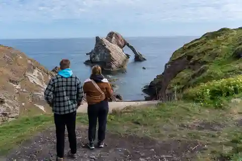 Inverness: Whisky, Wildlife, and Beaches Day Tour