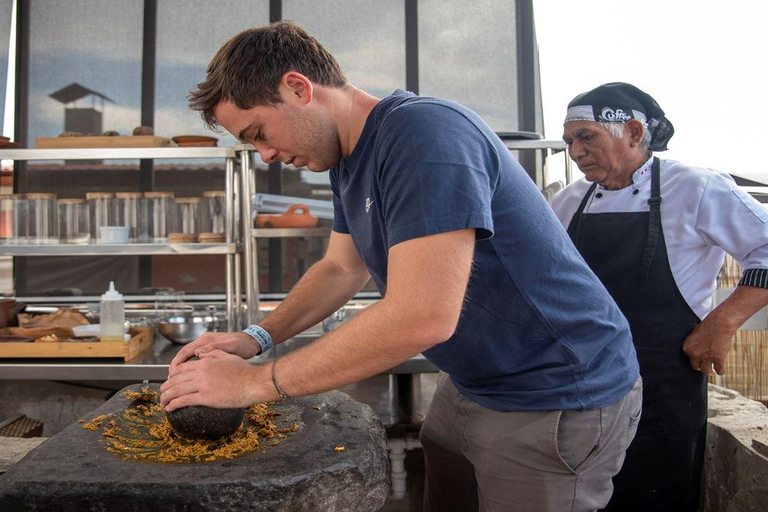 Arequipa: Food and City Tour with a Local Guide