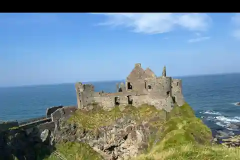 Da Belfast: Tour di un giorno del Giant's Causeway e delle Dark Hedges