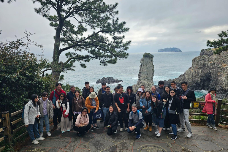 Jeju Sur: Excursión en autobús por el monte Hallasan y el Geoparque de la UNESCO