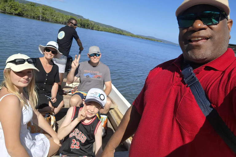 Turtles & Hidden caves: The ultimate Moso Island Adventure