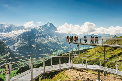 Zurich : Excursion d'une journée à Grindelwald et Interlaken en bus et en train