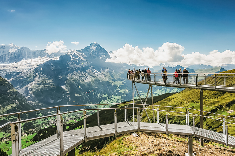 Zürich: Dagsutflykt till Grindelwald &amp; Interlaken med buss &amp; tåg