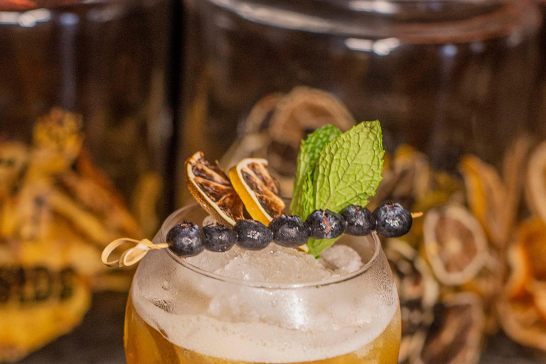 Learn how to prepare your best Caribbean cocktail in Cartagena. Learn how to make your best Caribbean cocktail in Cartagena