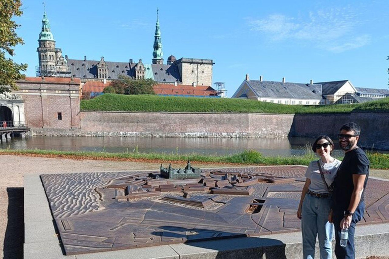 Eine Tour in leichtem Tempo durch Schloss Kronbog und Schloss Frederiksborg