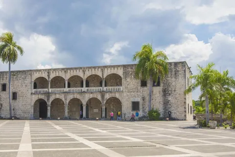 Punta Cana: Santo Domingo Private Day Trip with Lunch
