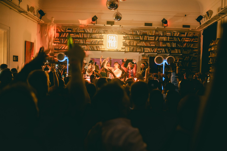 Praag: oudejaarsavond 2.patro open bar party met club EPICPraag: oudejaarsavond 2.patro open barfeest met Club EPIC