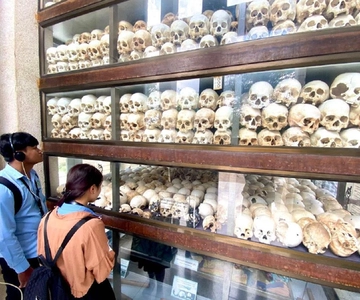 Phnom Penh: Campos de extermínio e prisão S21 Excursão de ônibus