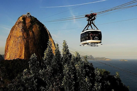 Rio de Janeiro: Sugarloaf Mountain & Beaches Tour