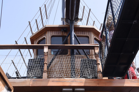 Paphos: Piratenschip Cruise op Jolly Roger