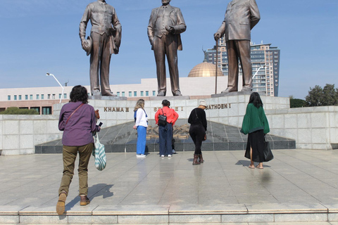 Gaborone: City Tour with Game Drive and Tswana Cuisine