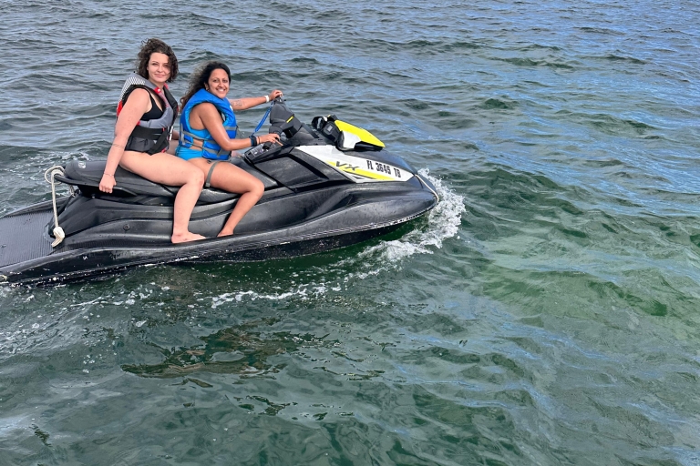 Motos acuáticas en Miami Beach + Paseo en barco gratis1 Moto de Agua 2 Personas 1 Hora + Paseo en Barco Gratuito 60 $ a pagar en el momento del check-in