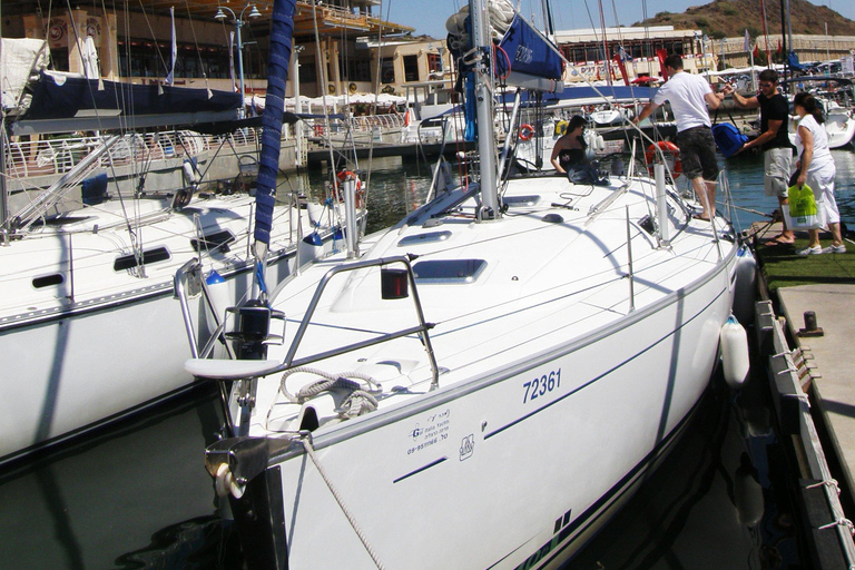 Tel Aviv: Private Yacht Tour with Wine and Guide