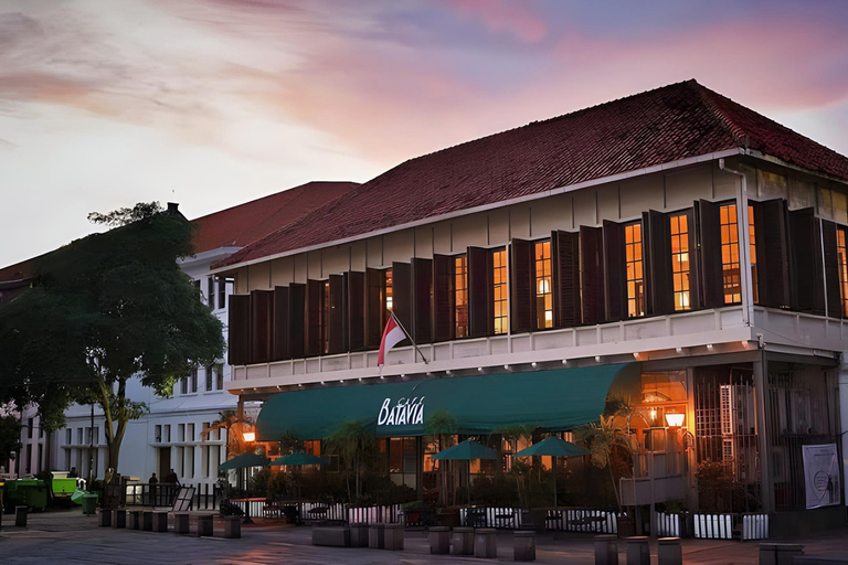 Jakarta Hidden Stories: Old Town, Chinatown & Harbor Walk Standard Story Tour